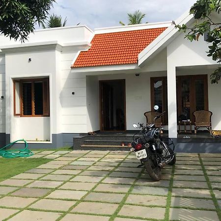 Beautiful Village House With All Facilities. Alappuzha Eksteriør bilde