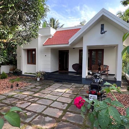 Beautiful Village House With All Facilities. Alappuzha Eksteriør bilde