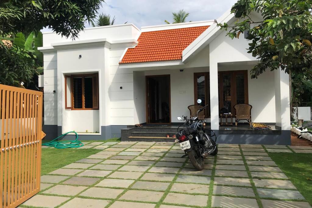 Beautiful Village House With All Facilities. Alappuzha Eksteriør bilde